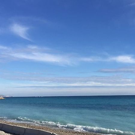 Studio 28 M2 Au Calme A مينتون المظهر الخارجي الصورة